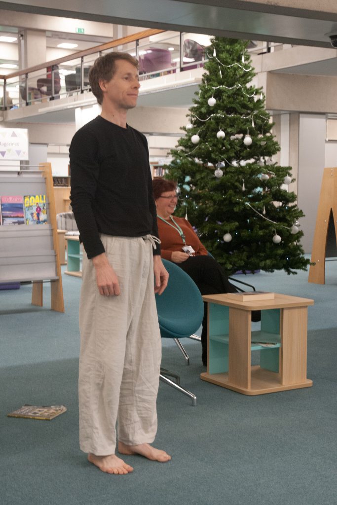 Library Dance, 19 December 2017 at Oxfordshire Central Library, Westgate Centre, Oxford with dancers: Lizzy Spight, Naomi Morris Lizie Giraudeau and Andrew Wood. Photo: Karl Wallendszus