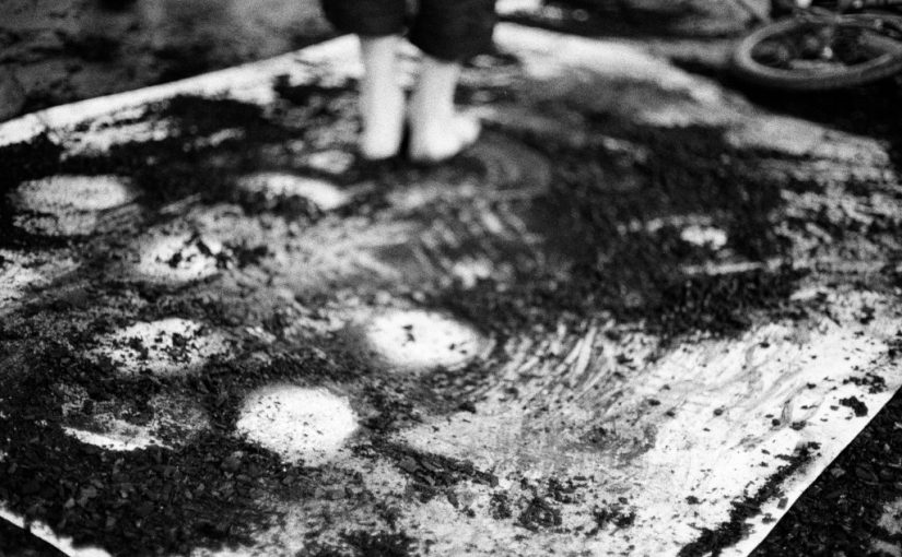 Residuals #2: Artist Thom's feet on the drawing paper at the Shippon Artists Studios, Dartington Estate, Devon, England. Photo: Andrew Wood